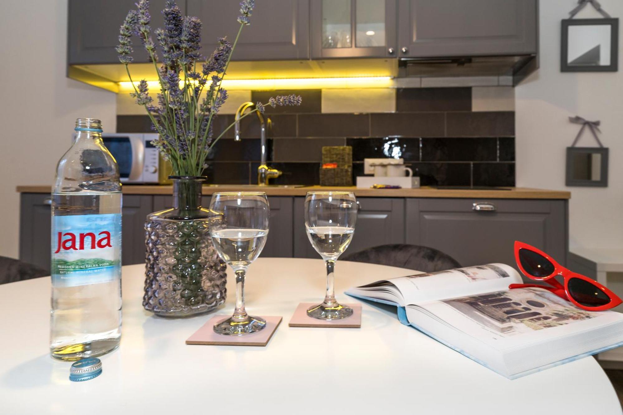 Studio Apartments Marcel Σπλιτ Εξωτερικό φωτογραφία