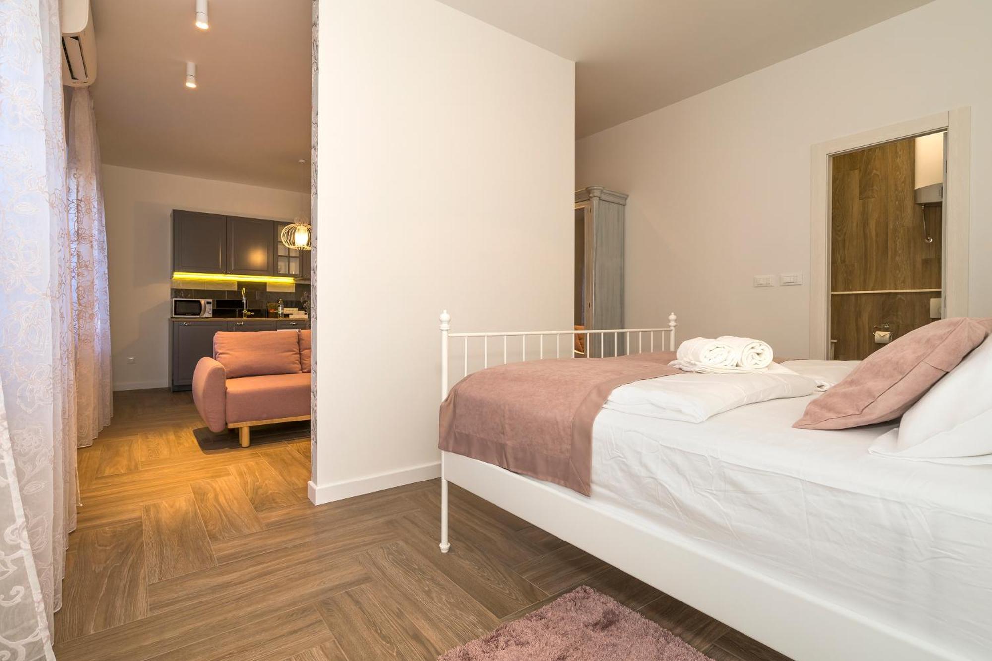 Studio Apartments Marcel Σπλιτ Εξωτερικό φωτογραφία